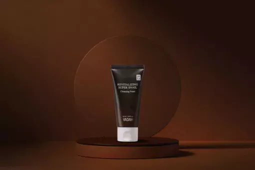 Gel nettoyant revitalisant extrait snail_150ml_YADAH_3 scaled 510x340 1